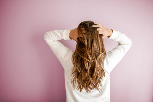 Caduta dei capelli: come contrastarla per una chioma folta e sana.